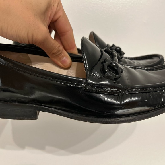 Salvatore Ferragamo GRANDIOSO GANCINI BIT PATENT LOAFER Size: 8 - Picture 2 of 11